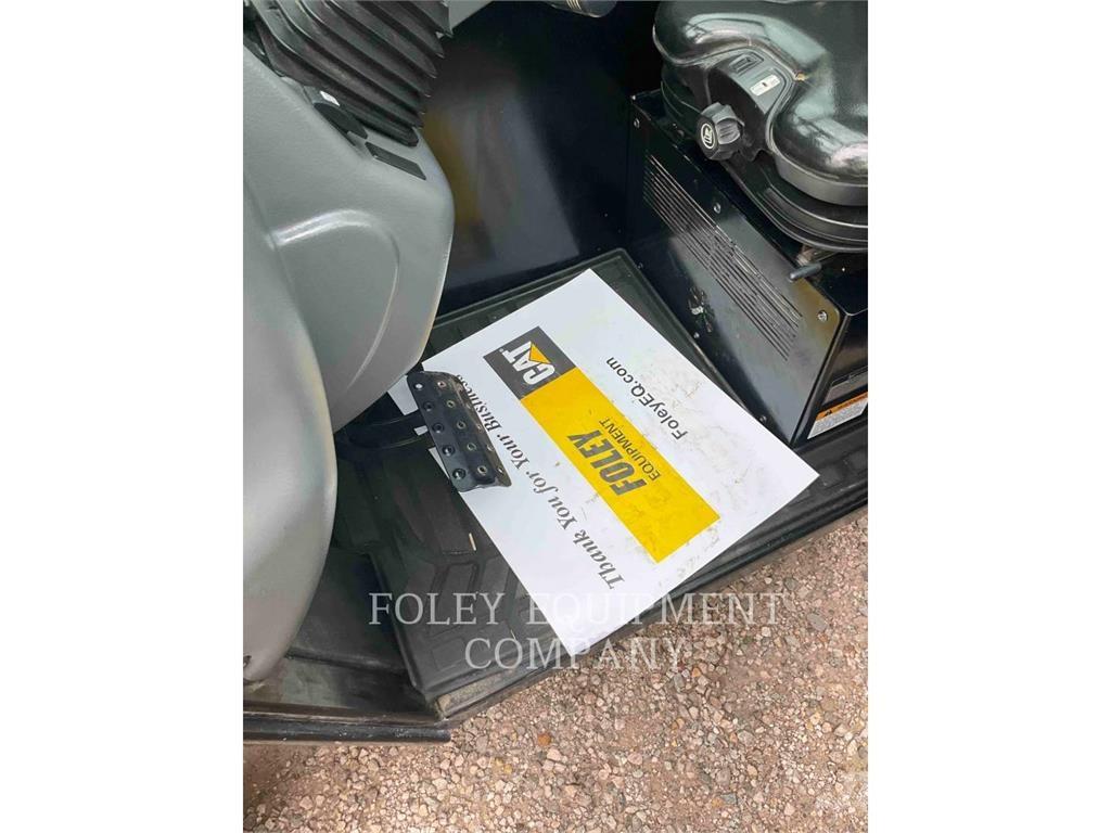 CAT TH255CC Teleskopik yükleyiciler