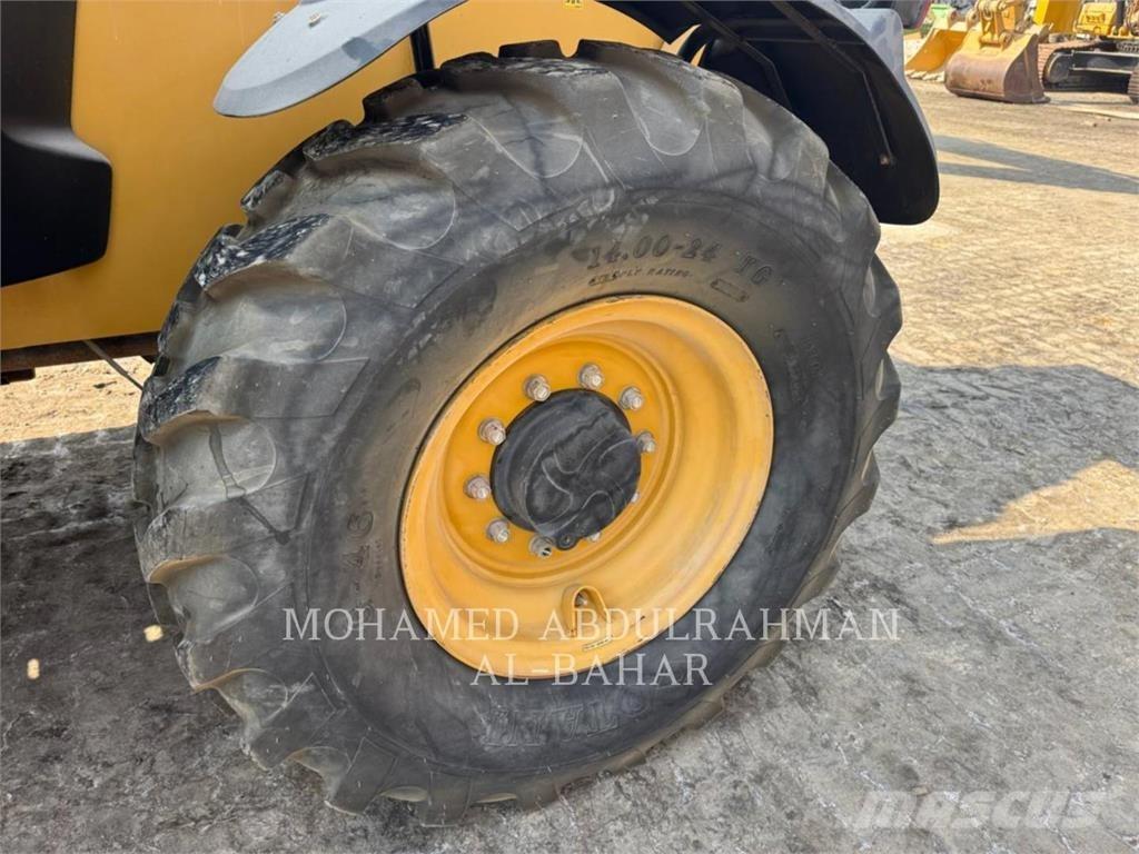 CAT TH417C Teleskopik yükleyiciler