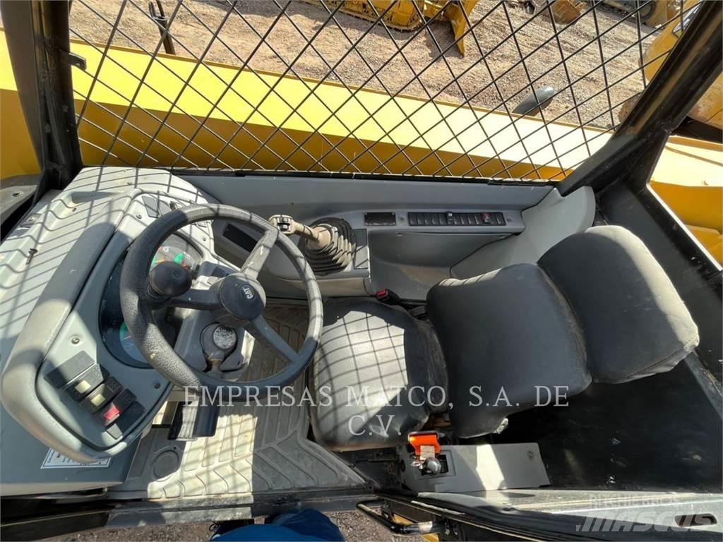 CAT TH460B Teleskopik yükleyiciler