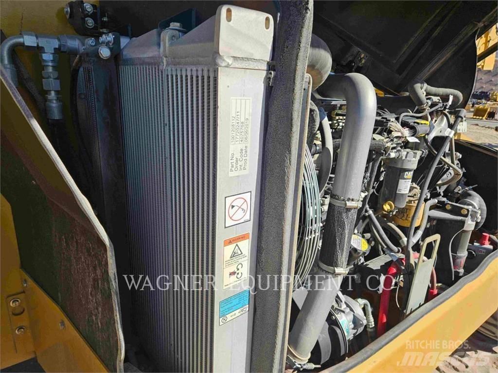 CAT TH514D Teleskopik yükleyiciler