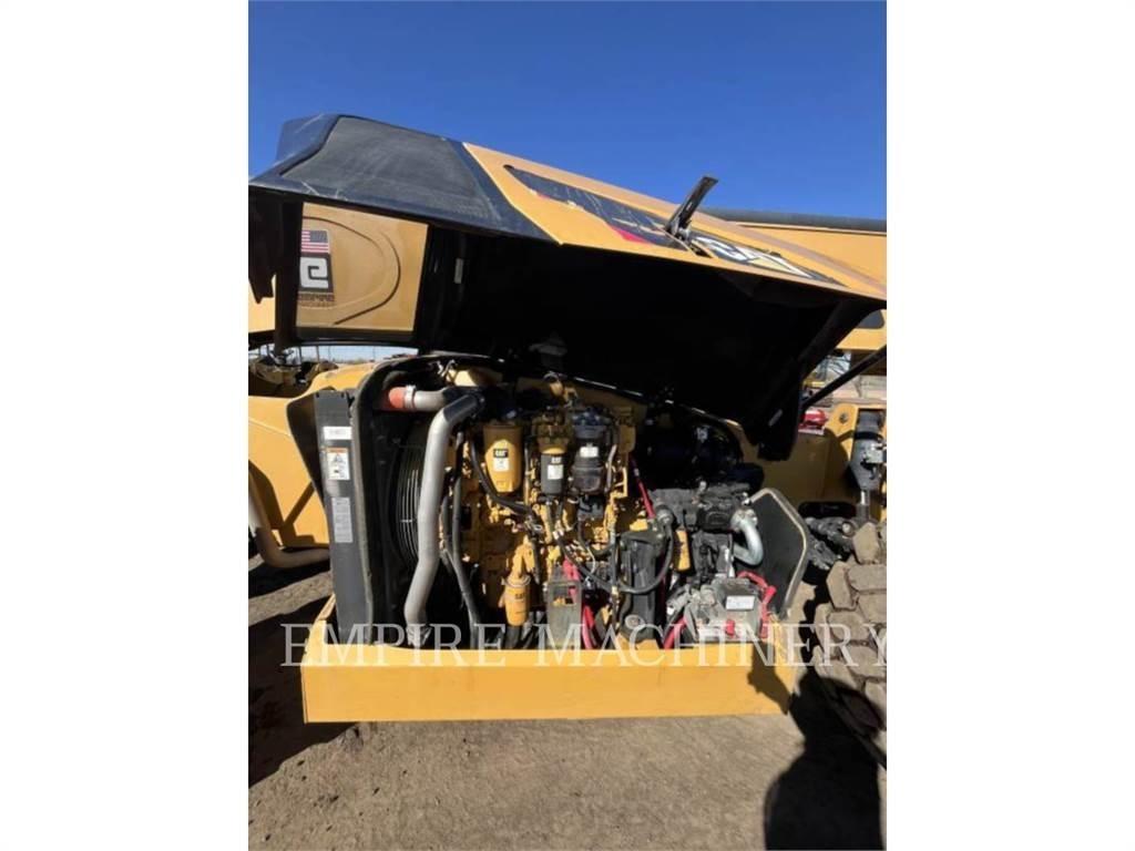 CAT TL1055D Teleskopik yükleyiciler