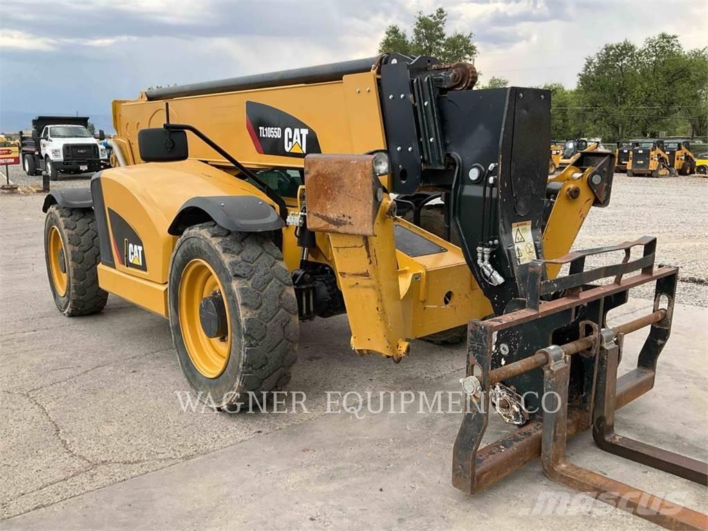 CAT TL1055D Teleskopik yükleyiciler