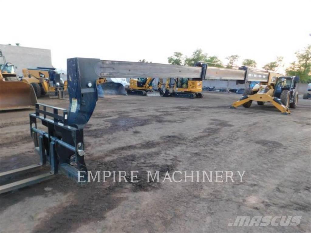 CAT TL1055D Teleskopik yükleyiciler