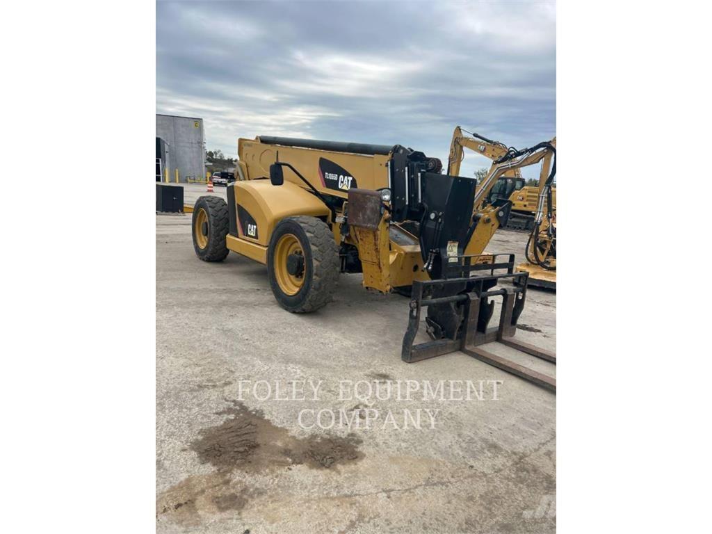 CAT TL1055DC Teleskopik yükleyiciler