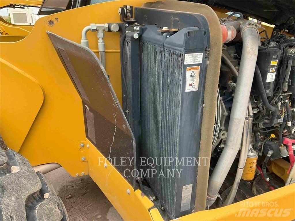 CAT TL1055DO Teleskopik yükleyiciler