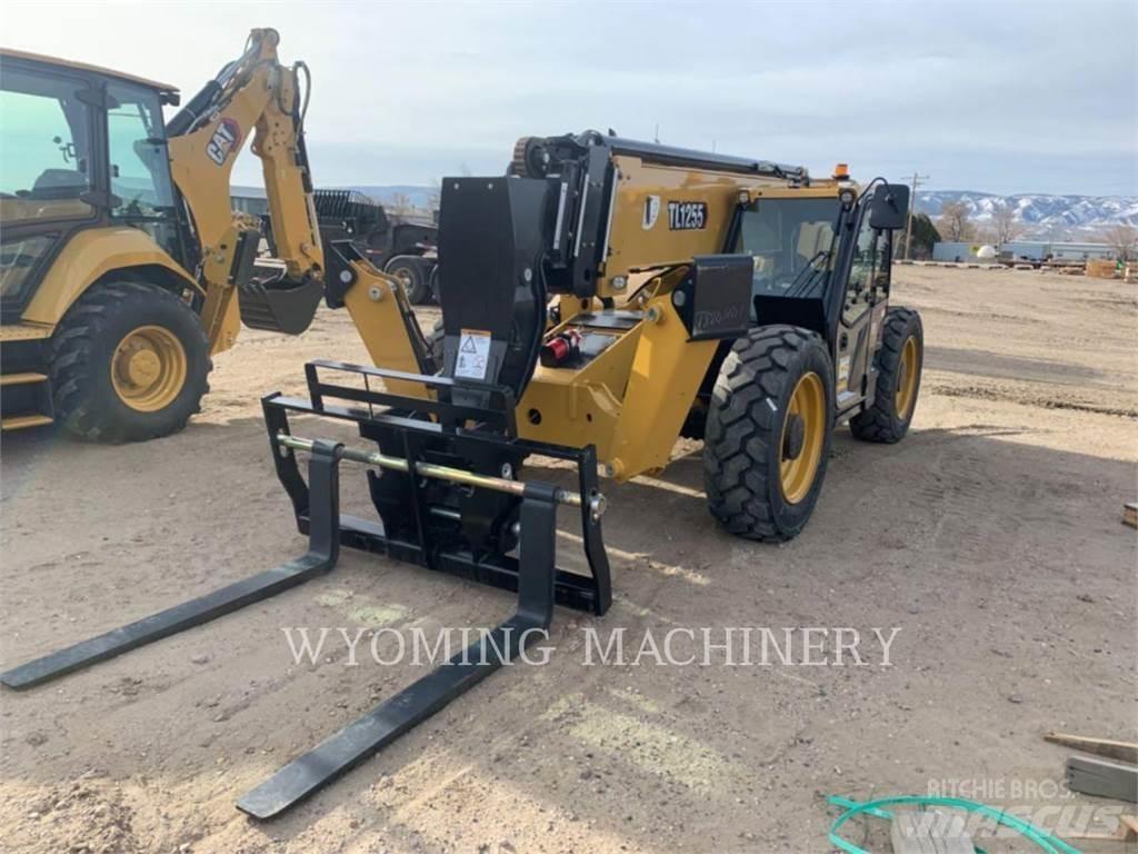 CAT TL1255 Teleskopik yükleyiciler