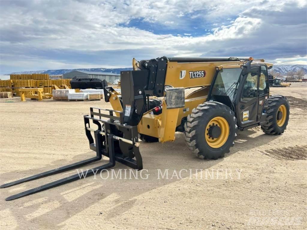 CAT TL1255 Teleskopik yükleyiciler