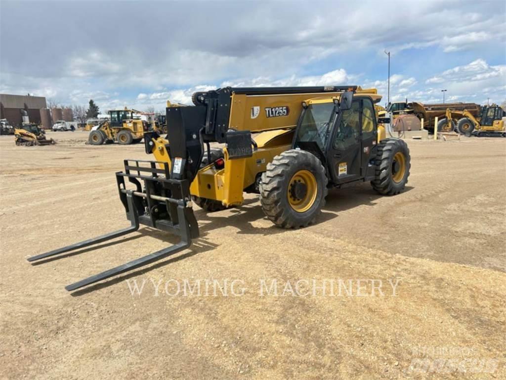 CAT TL1255 Teleskopik yükleyiciler