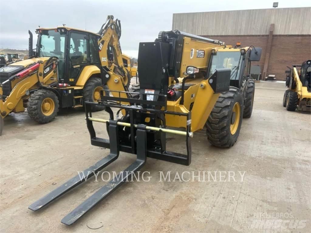 CAT TL1255 Teleskopik yükleyiciler