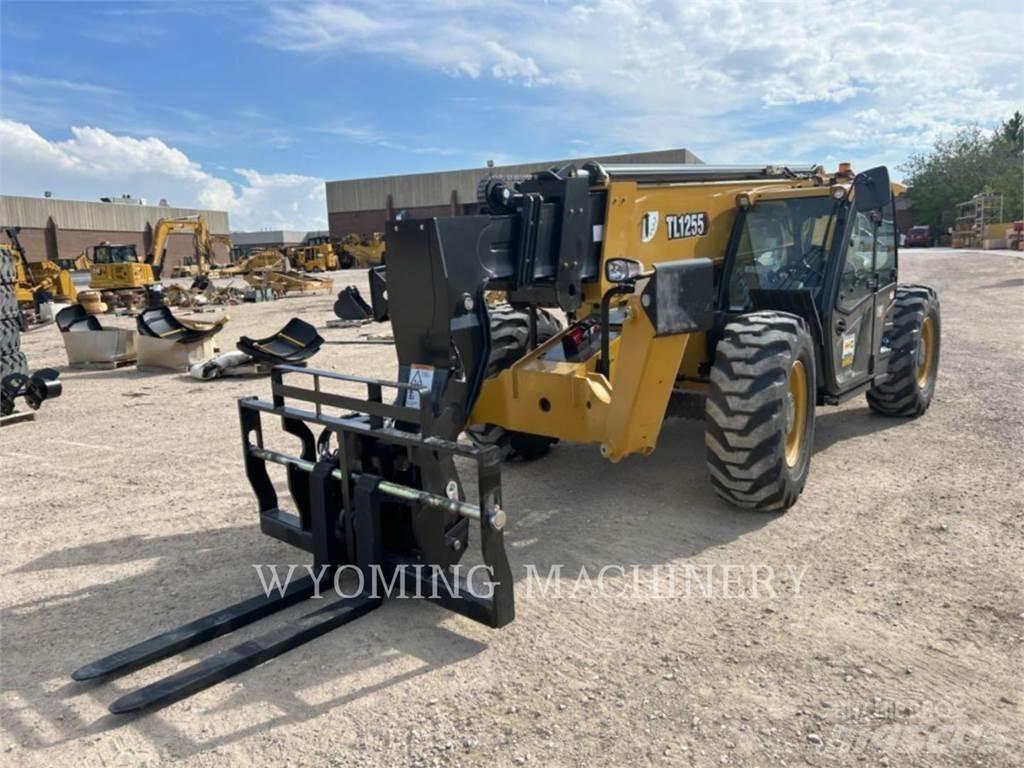 CAT TL1255 Teleskopik yükleyiciler