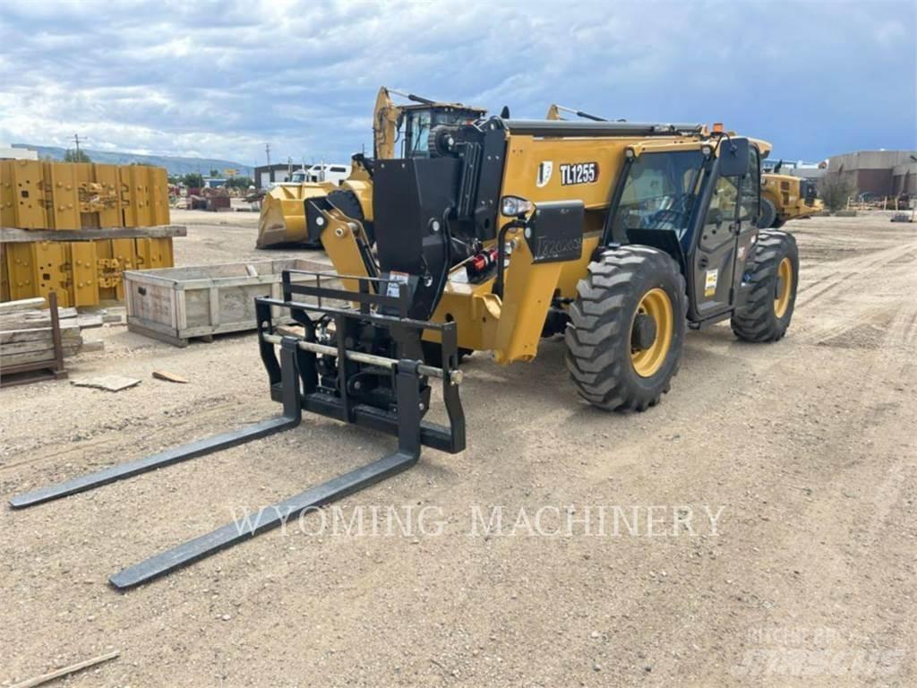 CAT TL1255 Teleskopik yükleyiciler