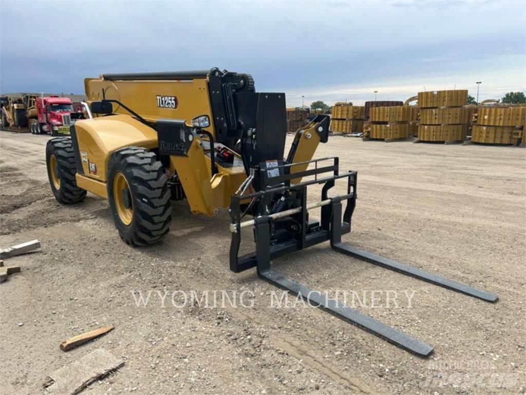 CAT TL1255 Teleskopik yükleyiciler