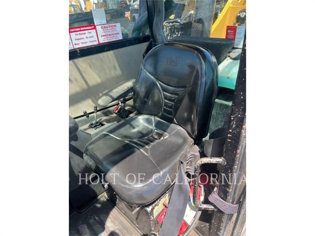 CAT TL1255 Teleskopik yükleyiciler