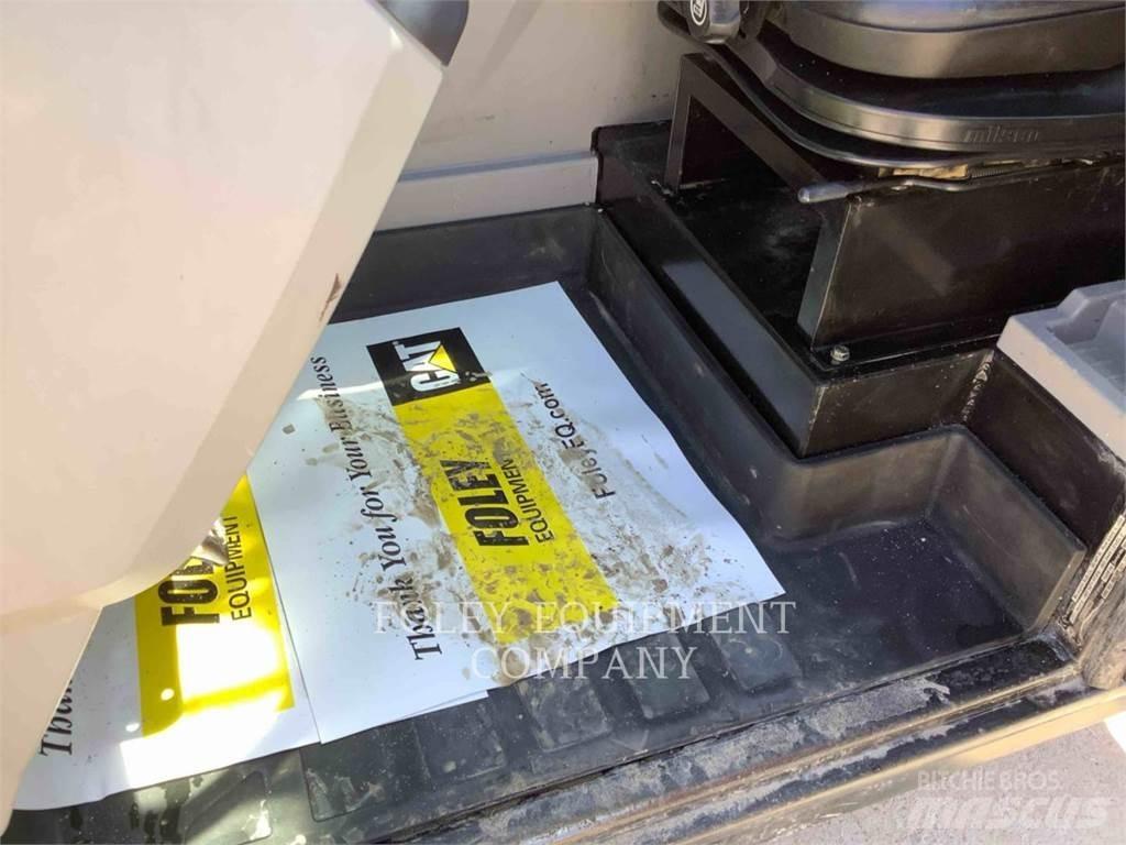 CAT TL1255D Teleskopik yükleyiciler