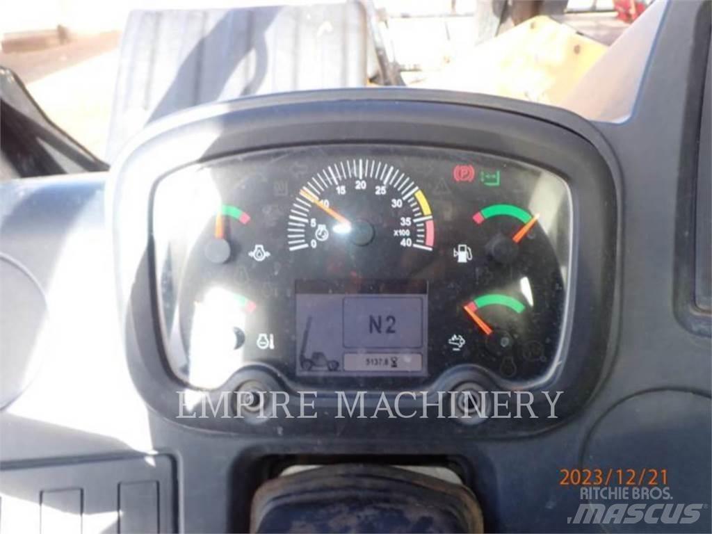 CAT TL1255D Teleskopik yükleyiciler