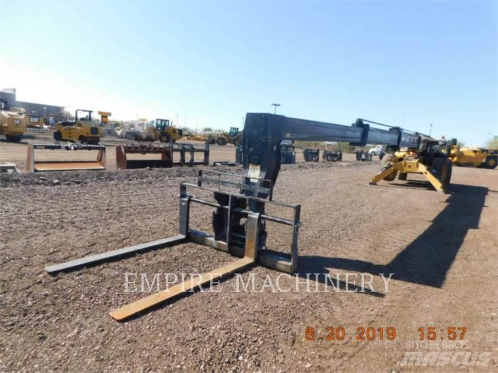 CAT TL1255D Teleskopik yükleyiciler
