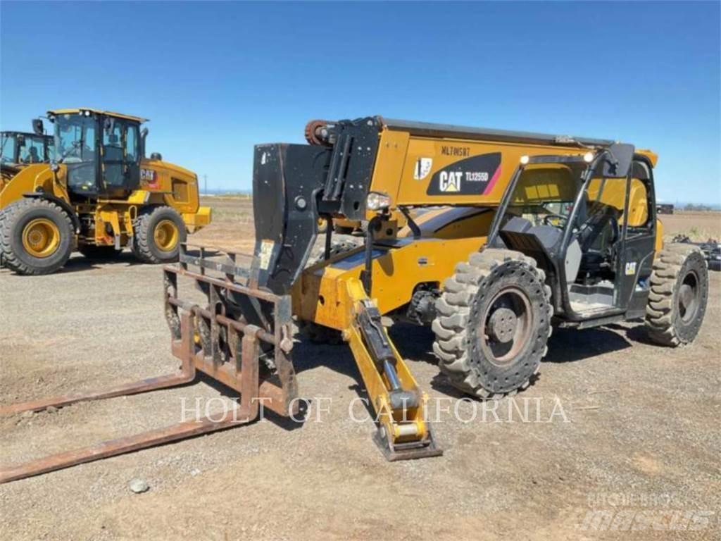 CAT TL1255D Teleskopik yükleyiciler