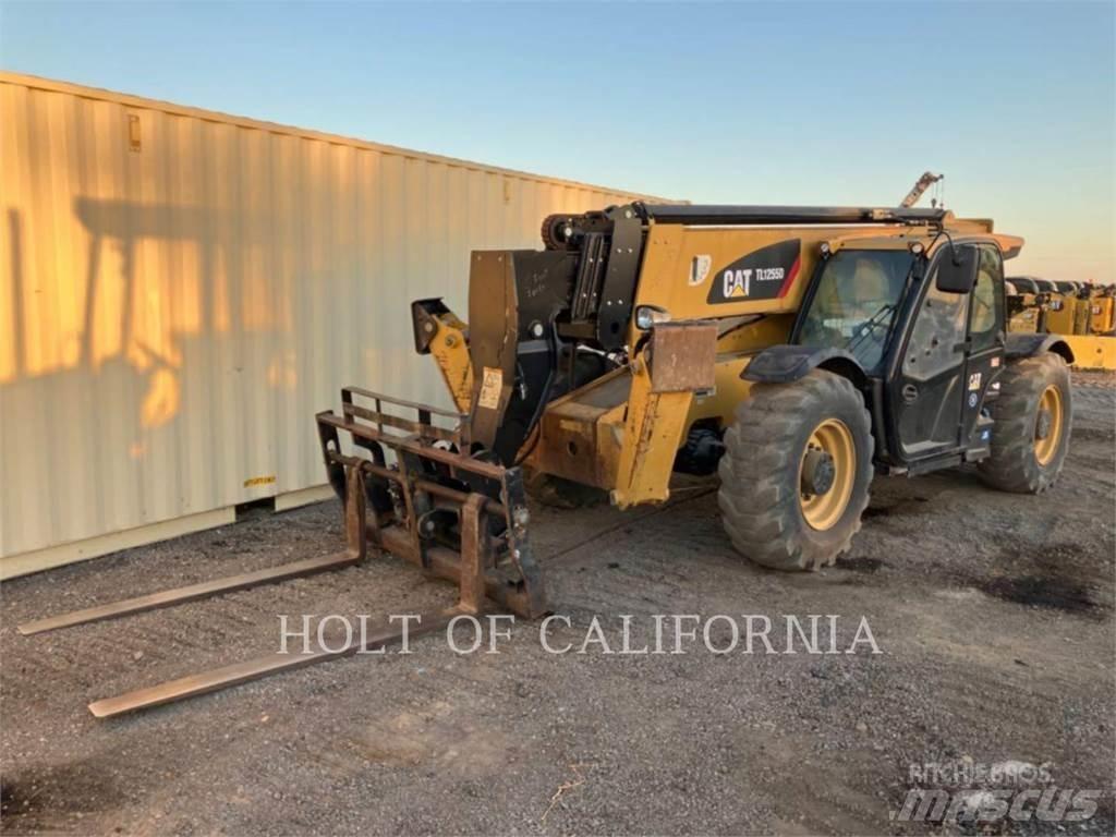 CAT TL1255D Teleskopik yükleyiciler
