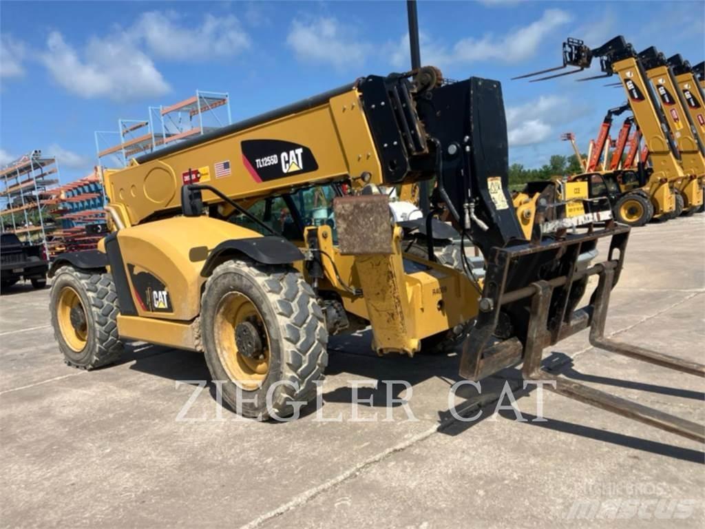 CAT TL1255D Teleskopik yükleyiciler
