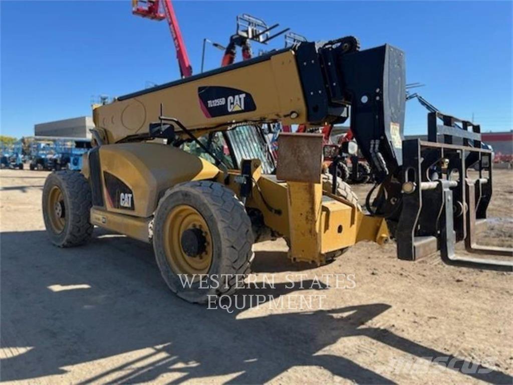CAT TL1255D Teleskopik yükleyiciler
