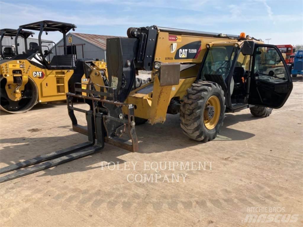 CAT TL1255DC Teleskopik yükleyiciler