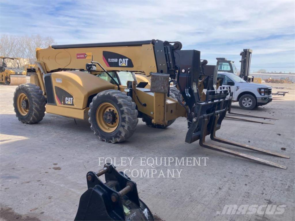 CAT TL1255DC Teleskopik yükleyiciler