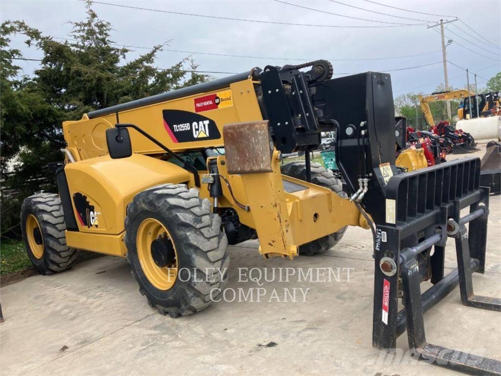 CAT TL1255DC Teleskopik yükleyiciler