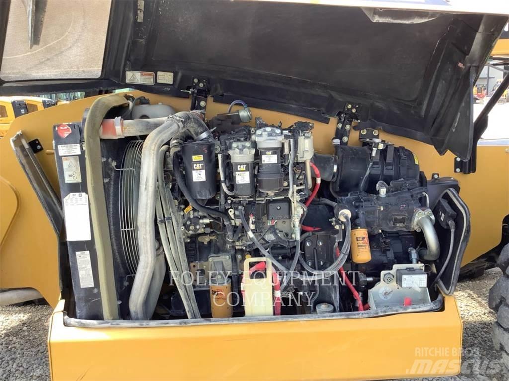 CAT TL1255DC Teleskopik yükleyiciler