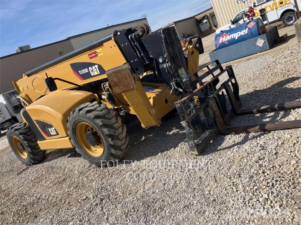 CAT TL1255DC Teleskopik yükleyiciler