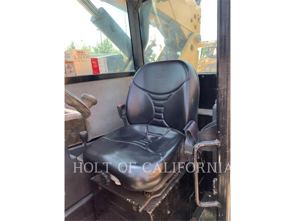 CAT TL642 Teleskopik yükleyiciler