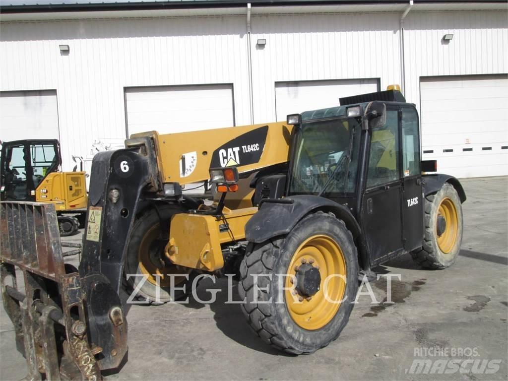 CAT TL642C Teleskopik yükleyiciler