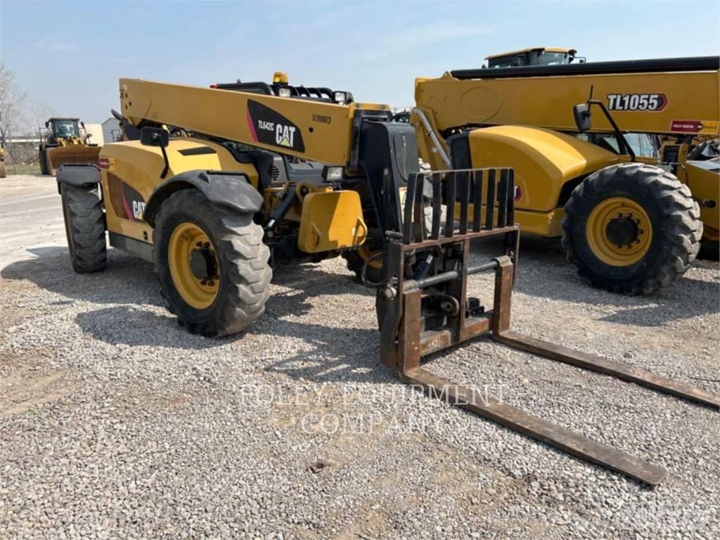 CAT TL642CO Teleskopik yükleyiciler