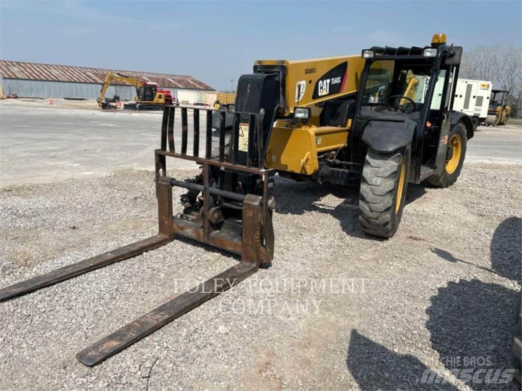 CAT TL642CO Teleskopik yükleyiciler
