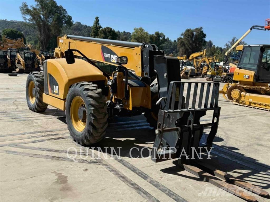 CAT TL642D Teleskopik yükleyiciler