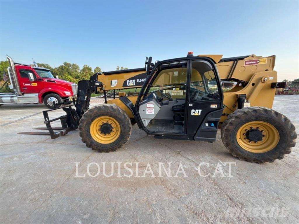 CAT TL642D Teleskopik yükleyiciler