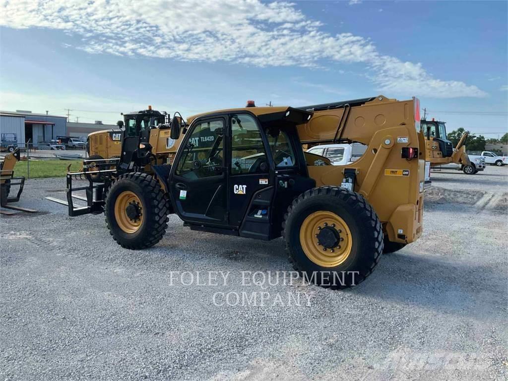 CAT TL642DC Teleskopik yükleyiciler