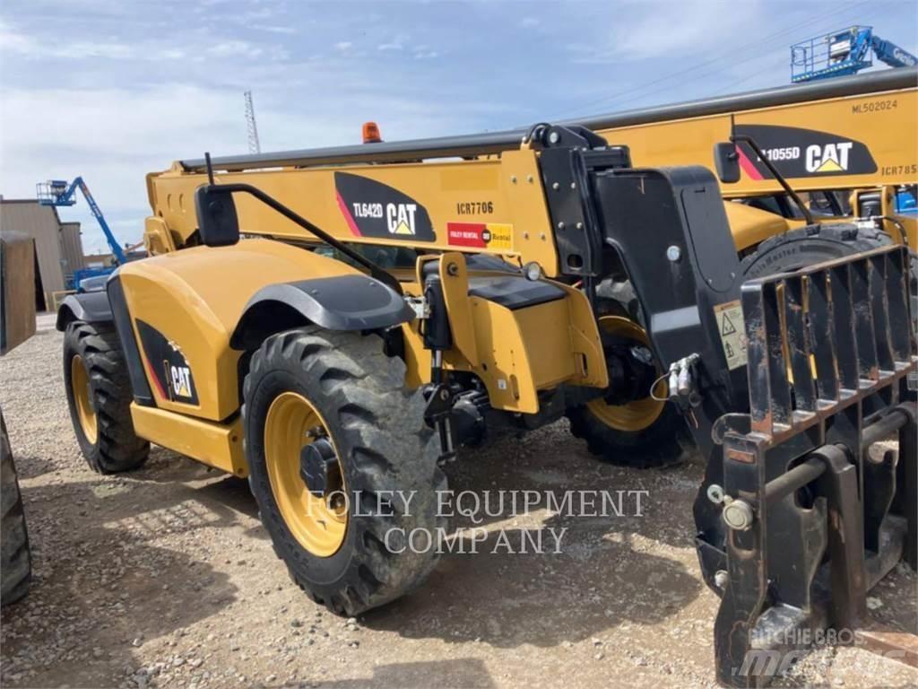 CAT TL642DO Teleskopik yükleyiciler