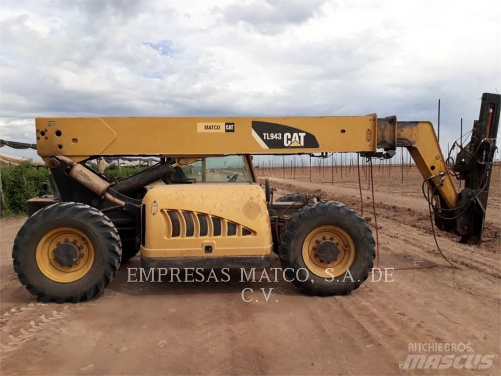 CAT TL943 Teleskopik yükleyiciler