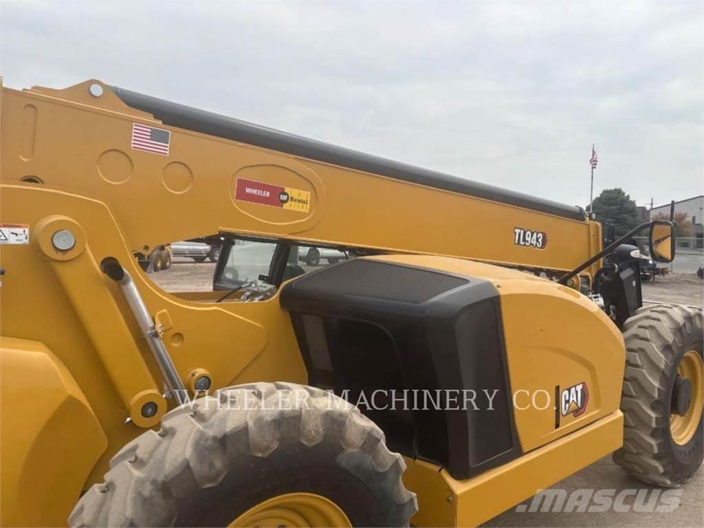 CAT TL943 CAN Teleskopik yükleyiciler