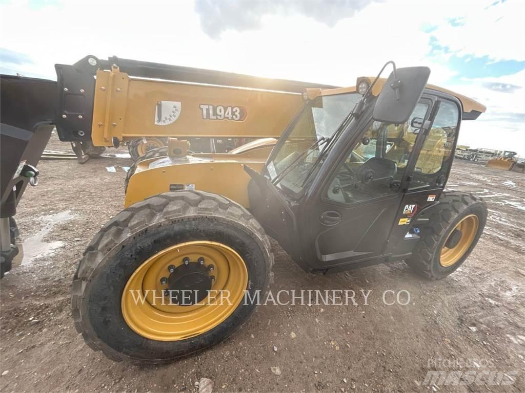 CAT TL943 CB Teleskopik yükleyiciler