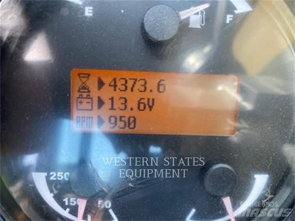 CAT TL943C Teleskopik yükleyiciler