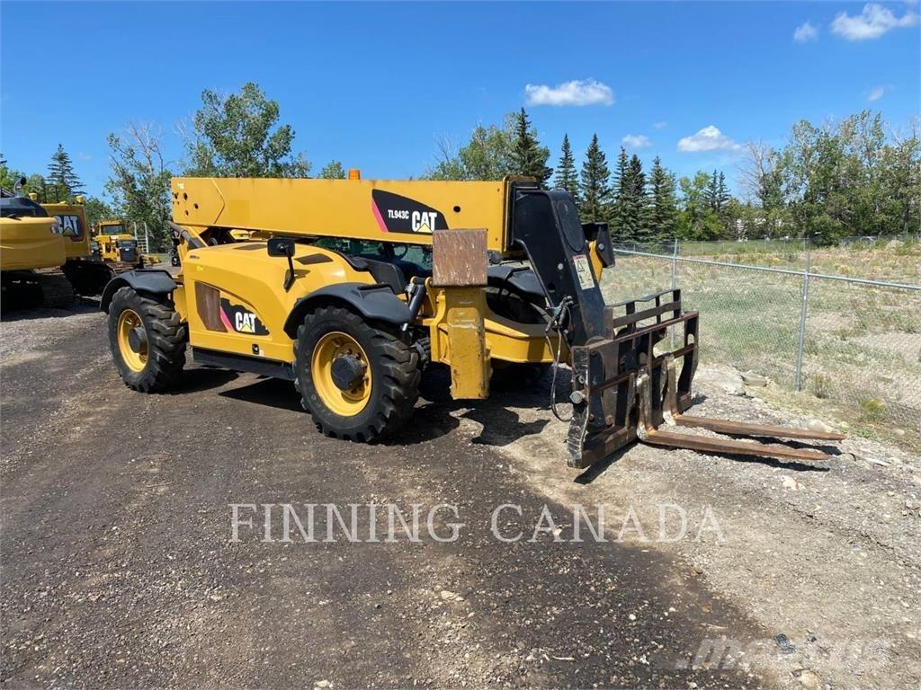 CAT TL943C Teleskopik yükleyiciler