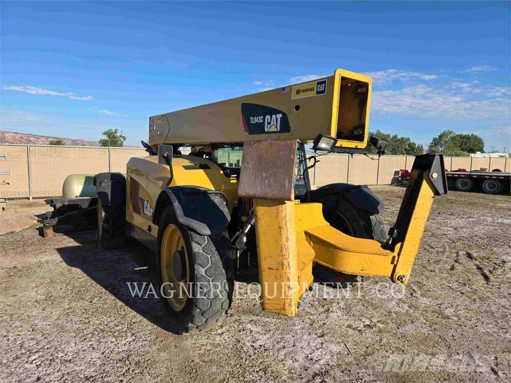 CAT TL943C Teleskopik yükleyiciler