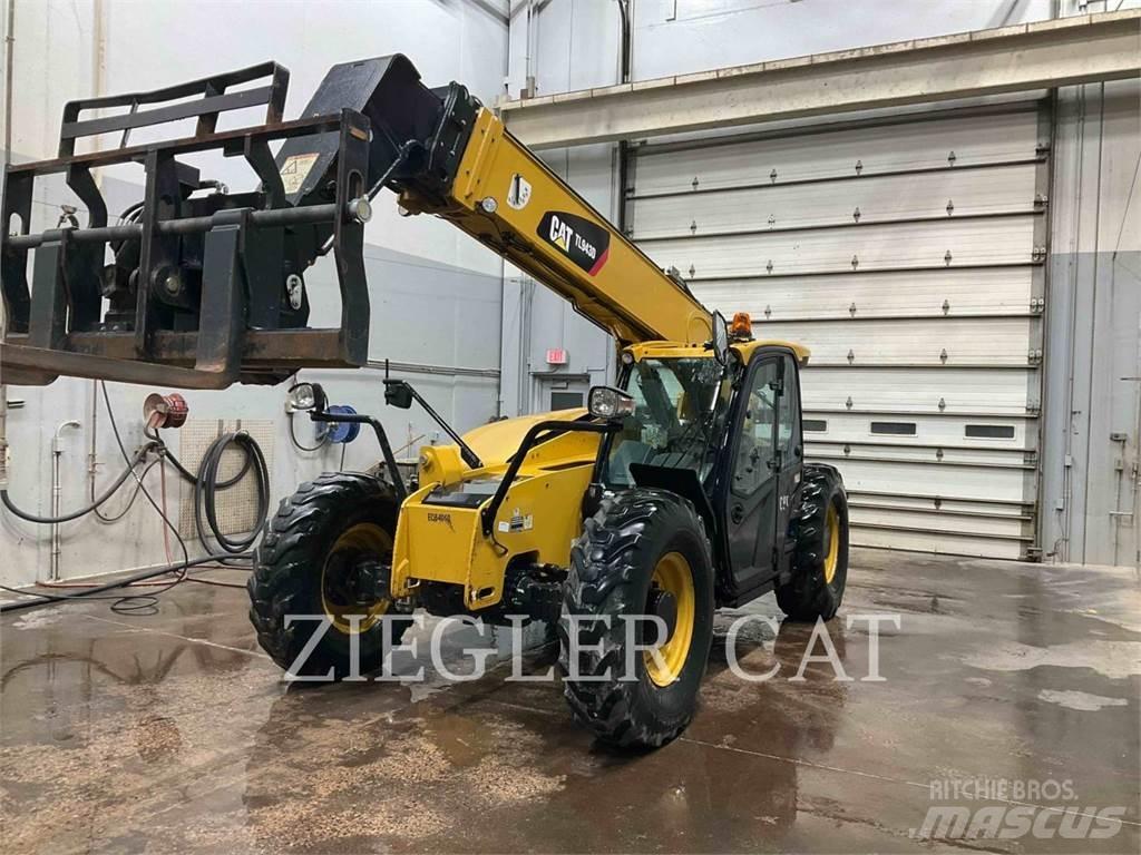 CAT TL943D Teleskopik yükleyiciler