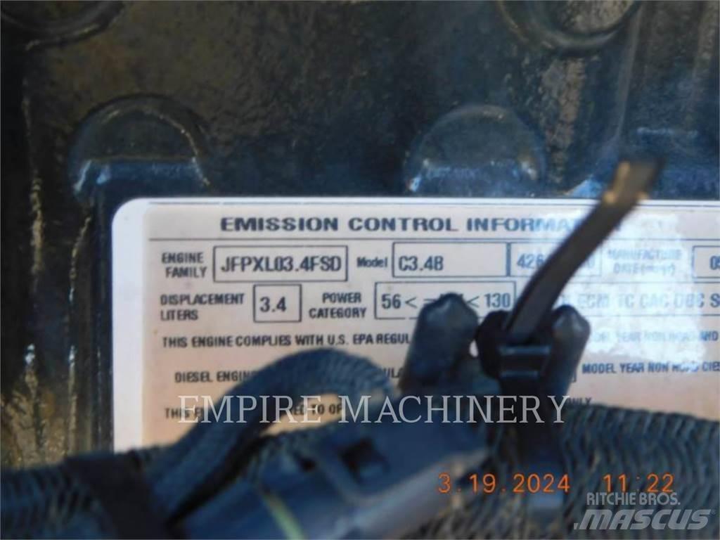 CAT TL943D Teleskopik yükleyiciler