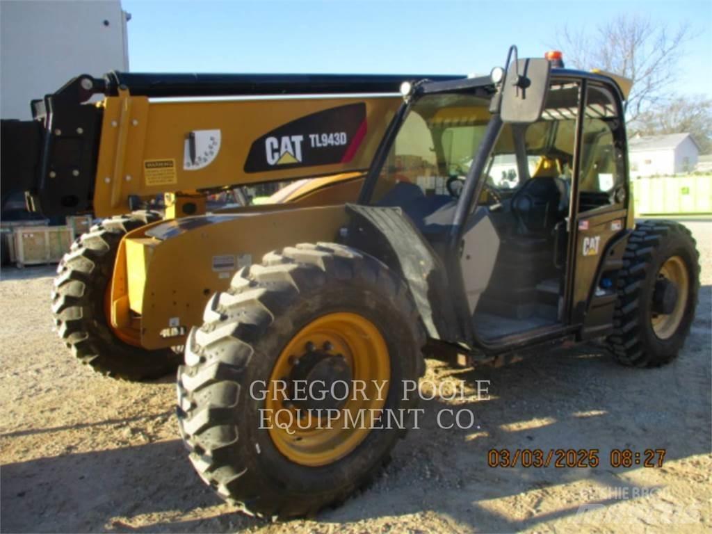 CAT TL943D Teleskopik yükleyiciler