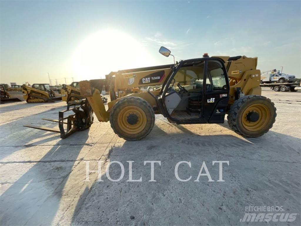CAT TL943D Teleskopik yükleyiciler