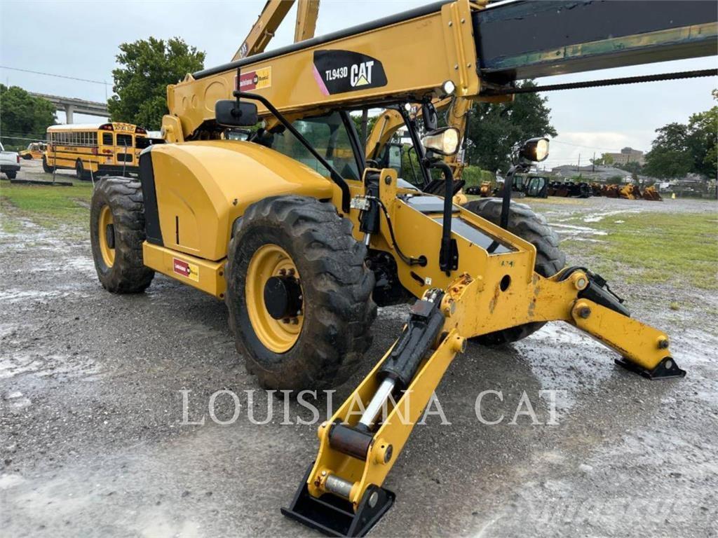 CAT TL943D Teleskopik yükleyiciler