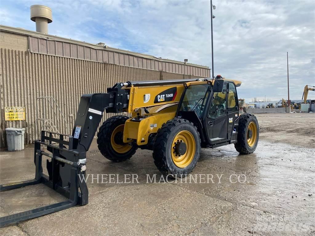 CAT TL943D CB Teleskopik yükleyiciler