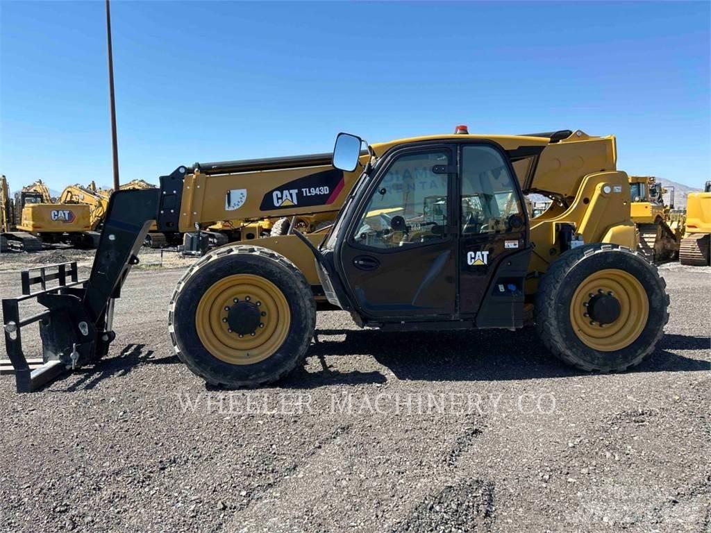 CAT TL943D CB Teleskopik yükleyiciler